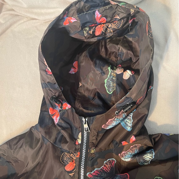 Very unique thin nylon zip jacket - Picture 2 of 3